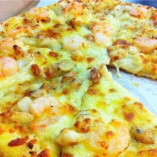 ROASTED GARLIC AND SHRIMP by Yellow Cab